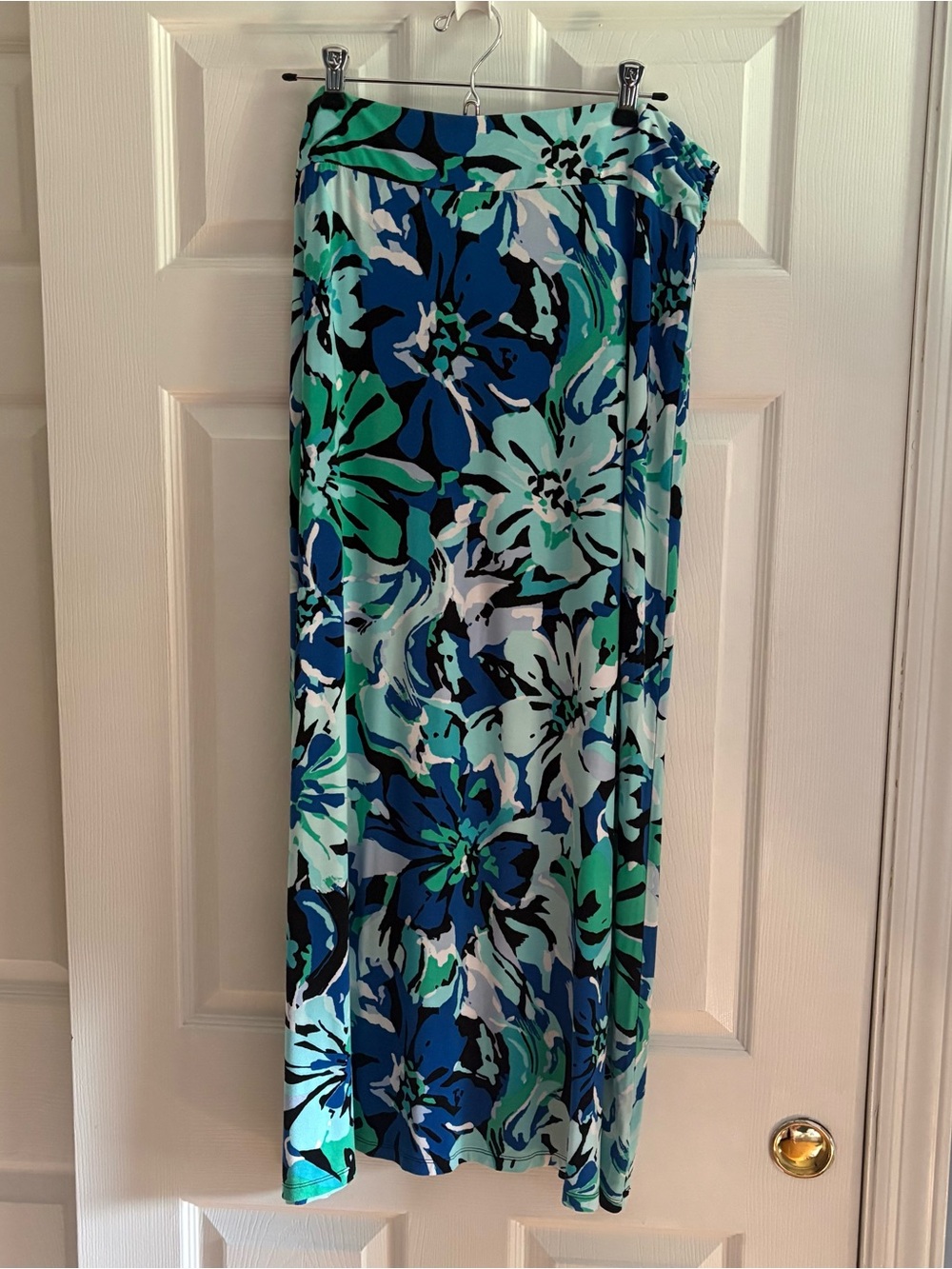 Liz Claiborne Women’s Maxi Skirt Blue Large Rayon Blend Floral